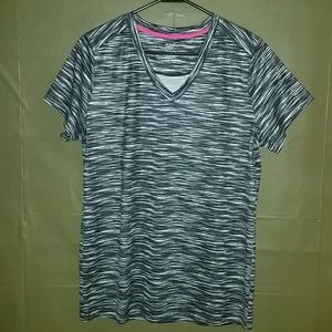 NWOT Ladies active shirt